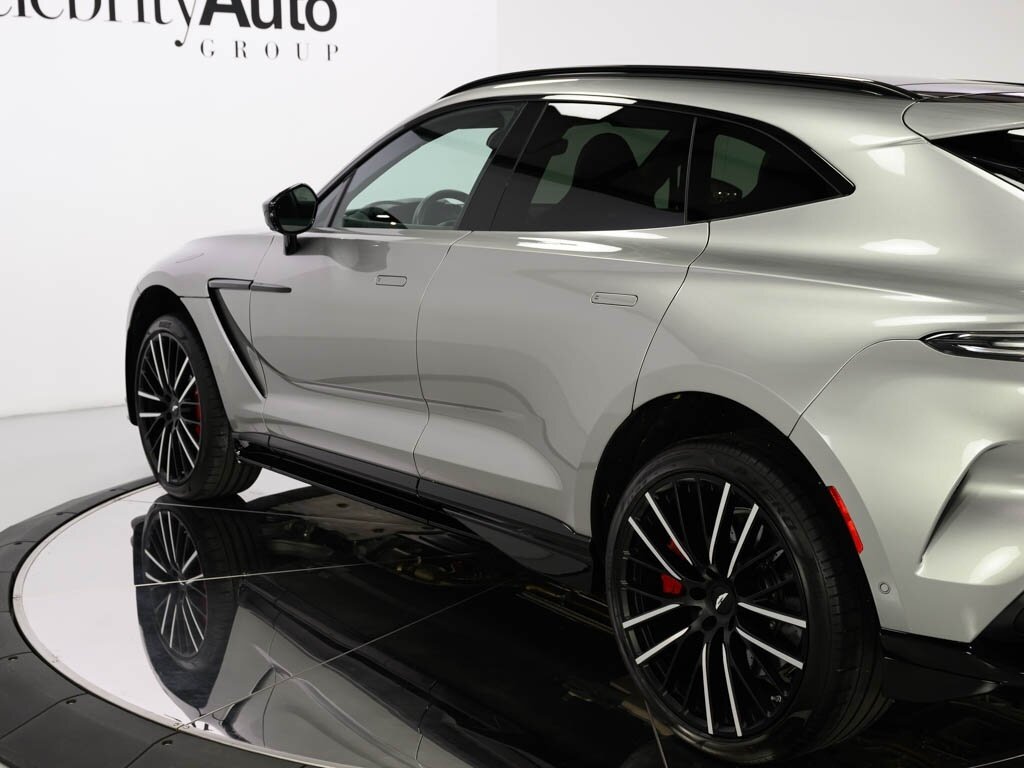 2023 Aston Martin DBX 707 $270K MSRP 23 " Satin Black Wheels   - Photo 25 - Sarasota, FL 34243