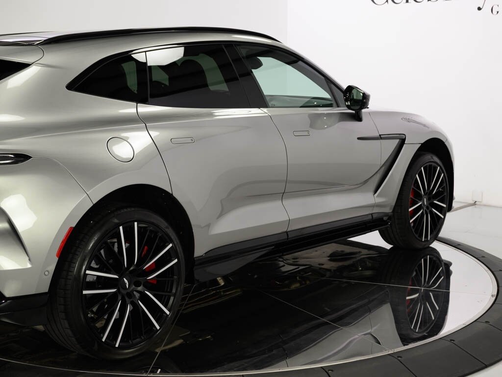 2023 Aston Martin DBX 707 $270K MSRP 23 " Satin Black Wheels   - Photo 24 - Sarasota, FL 34243