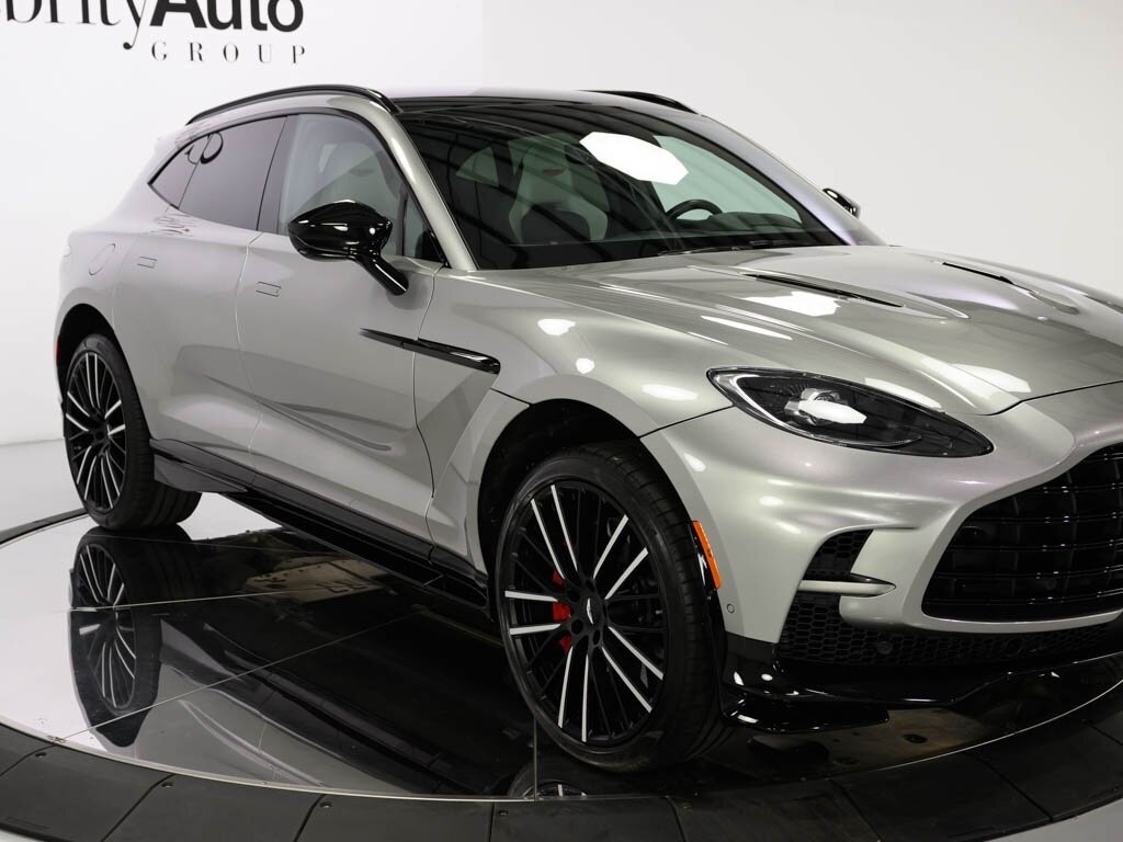 2023 Aston Martin DBX 707 $270K MSRP 23 " Satin Black Wheels   - Photo 10 - Sarasota, FL 34243