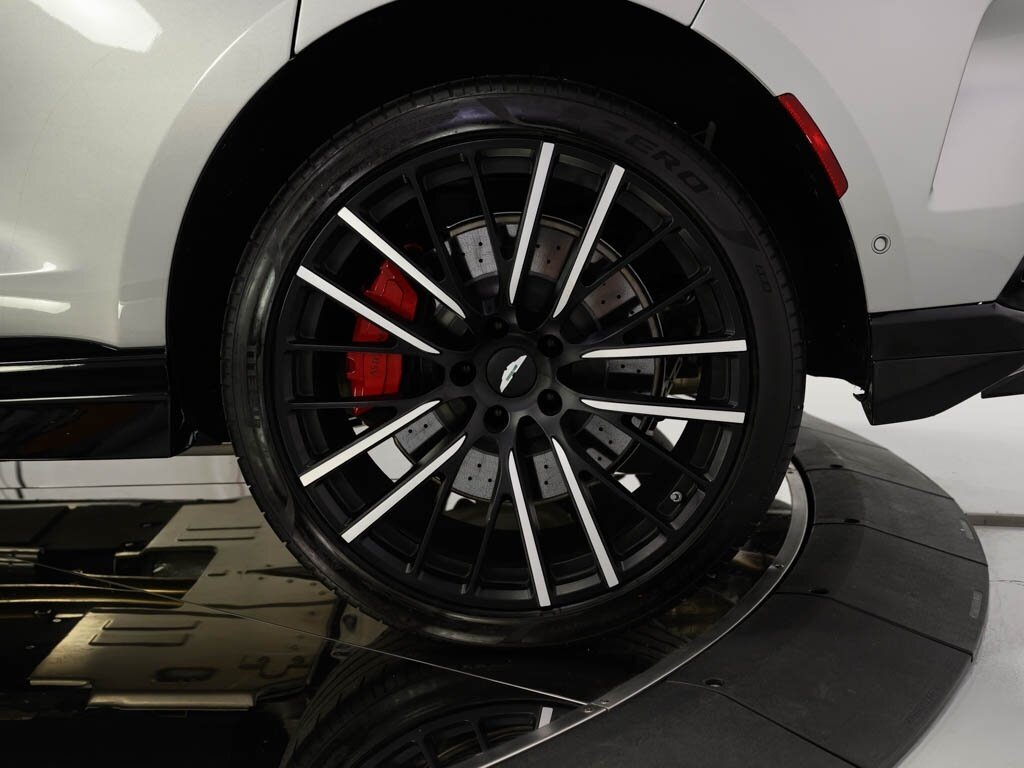 2023 Aston Martin DBX 707 $270K MSRP 23 " Satin Black Wheels   - Photo 35 - Sarasota, FL 34243