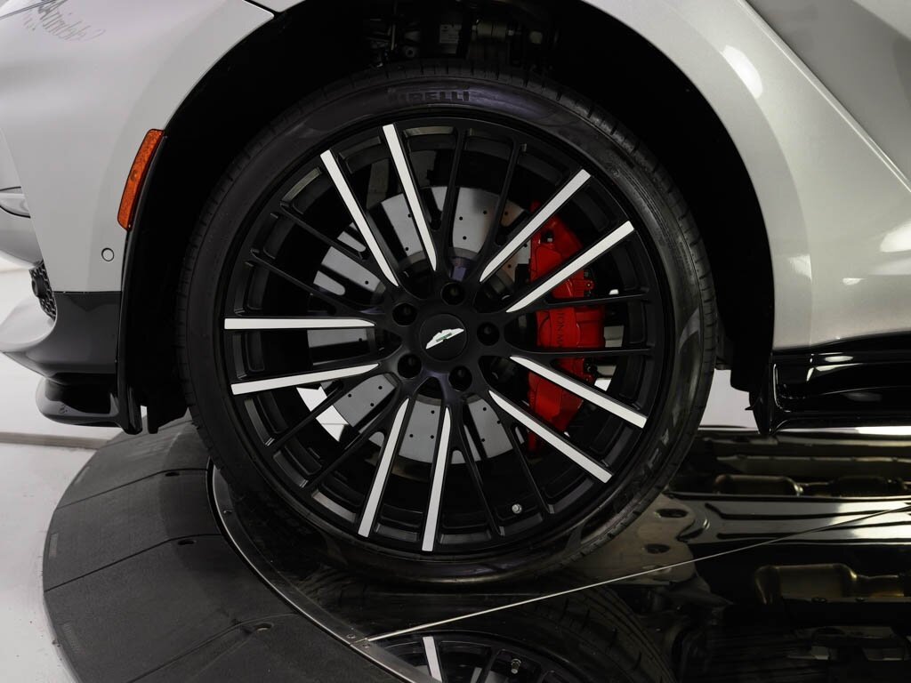 2023 Aston Martin DBX 707 $270K MSRP 23 " Satin Black Wheels   - Photo 34 - Sarasota, FL 34243