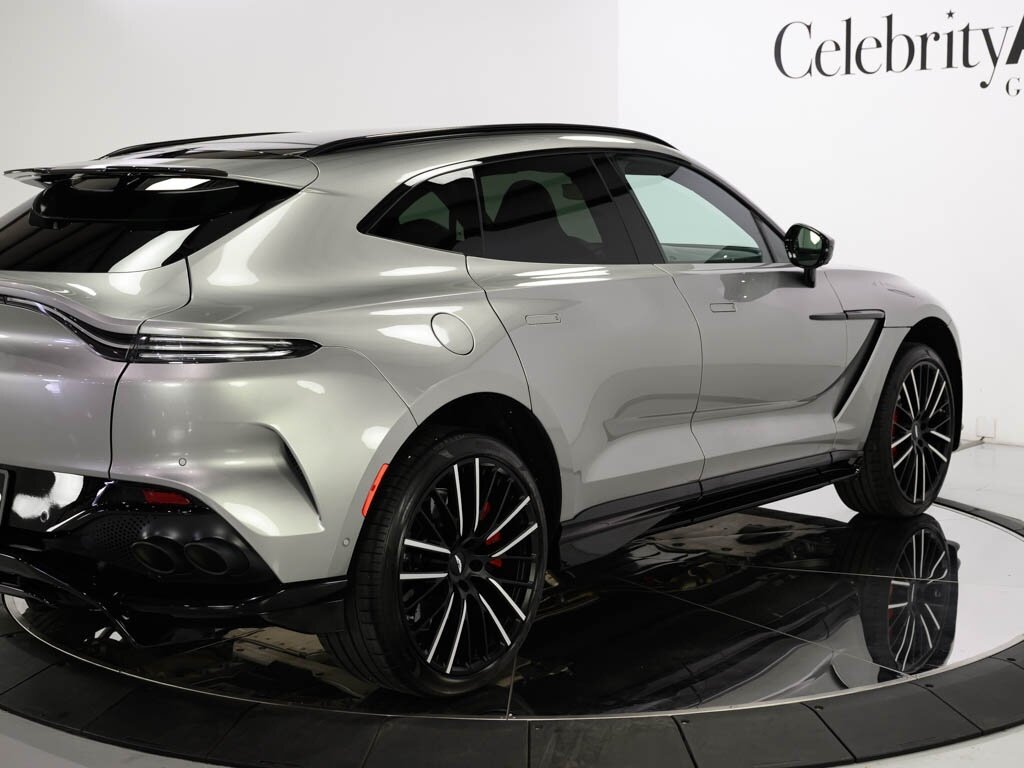 2023 Aston Martin DBX 707 $270K MSRP 23 " Satin Black Wheels   - Photo 21 - Sarasota, FL 34243