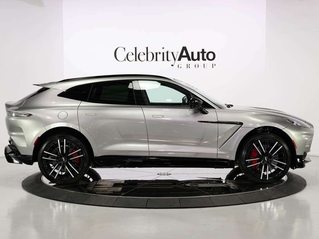 2023 Aston Martin DBX 707 $270K MSRP 23 " Satin Black Wheels   - Photo 8 - Sarasota, FL 34243