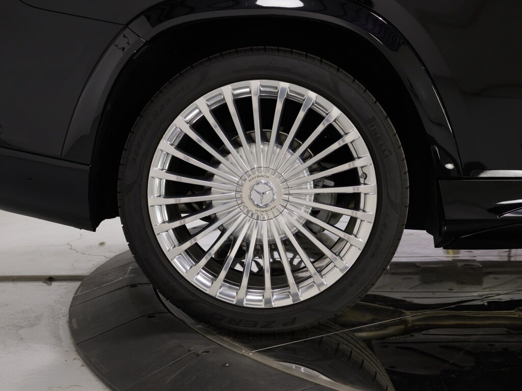 2024 Mercedes-Benz Maybach GLS600 4MATIC 23 " Maybach Forged Wheels   - Photo 37 - Sarasota, FL 34243