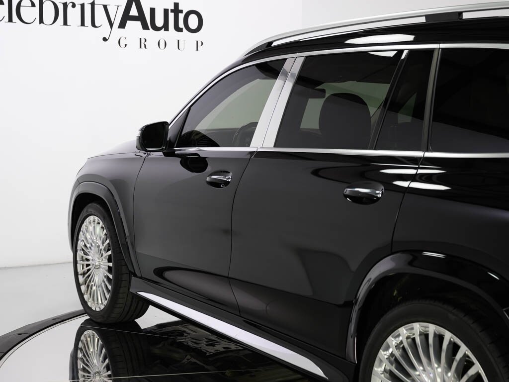 2024 Mercedes-Benz Maybach GLS600 4MATIC   - Photo 27 - Sarasota, FL 34243
