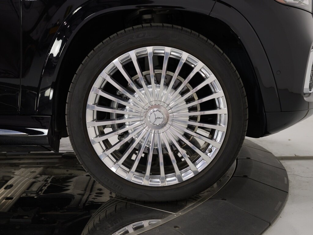 2024 Mercedes-Benz Maybach GLS600 4MATIC 23 " Maybach Forged Wheels   - Photo 38 - Sarasota, FL 34243