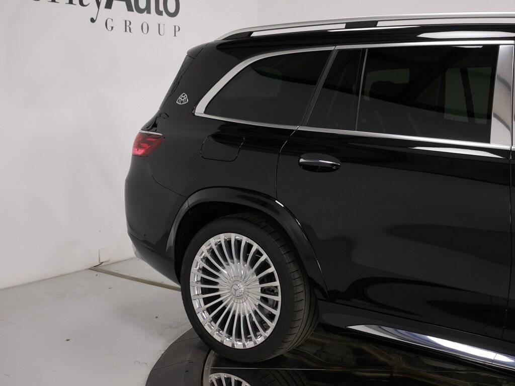 2024 Mercedes-Benz Maybach GLS600 4MATIC 23 " Maybach Forged Wheels   - Photo 28 - Sarasota, FL 34243