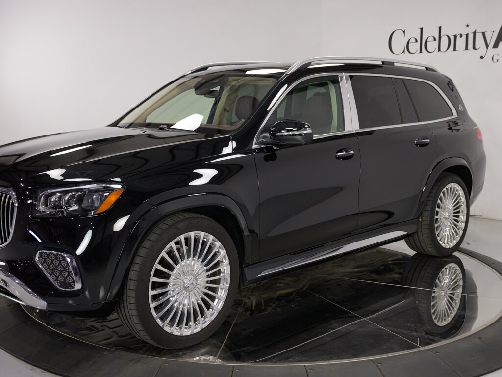 2024 Mercedes-Benz Maybach GLS600 4MATIC 23 " Maybach Forged Wheels   - Photo 12 - Sarasota, FL 34243