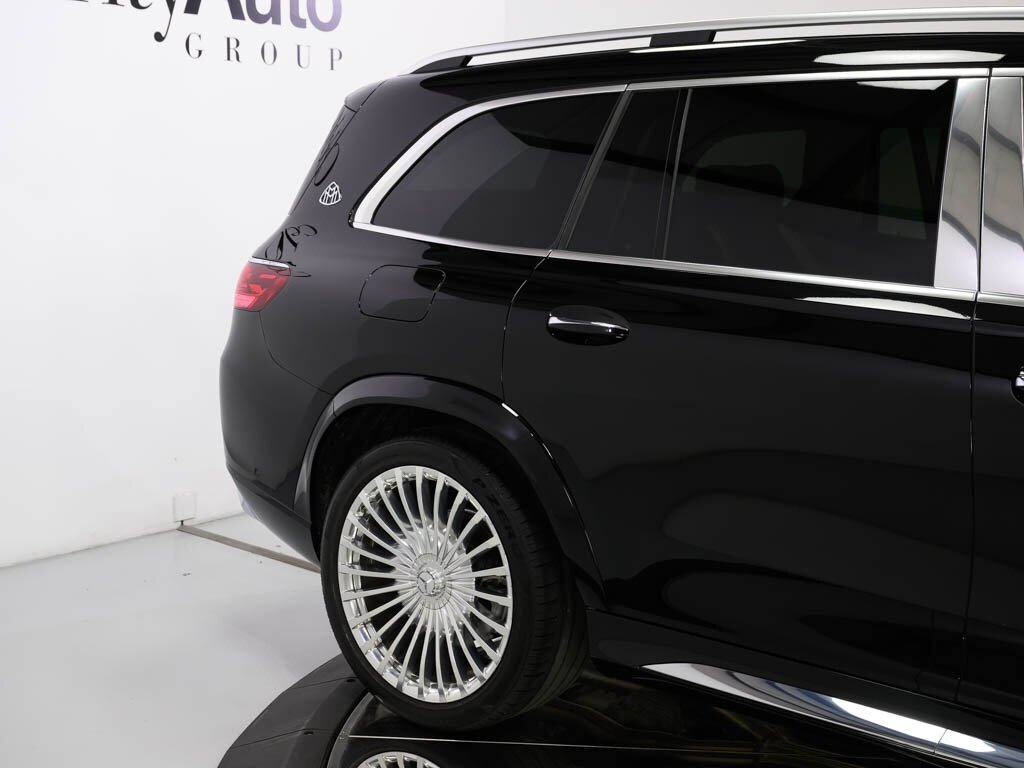 2024 Mercedes-Benz Maybach GLS600 4MATIC   - Photo 28 - Sarasota, FL 34243
