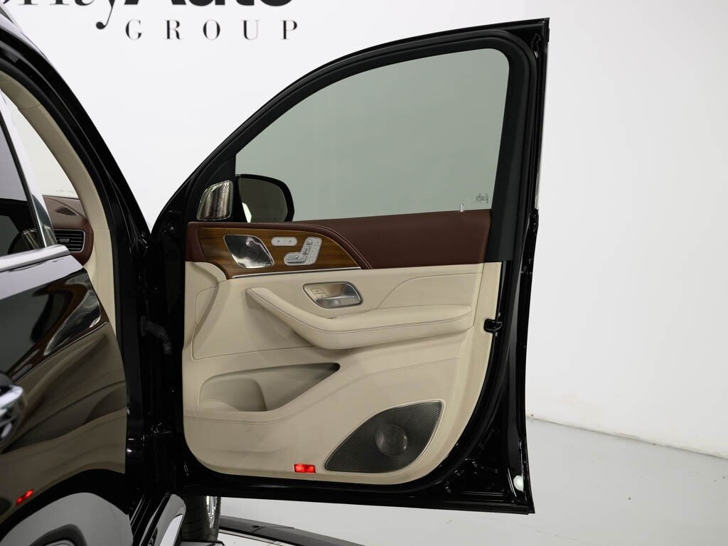 2024 Mercedes-Benz Maybach GLS600 4MATIC   - Photo 41 - Sarasota, FL 34243
