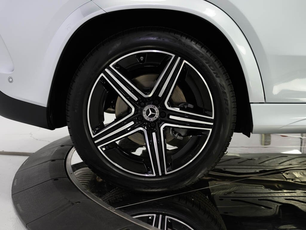 2025 Mercedes-Benz GLE 350 AMG Line Night Pkg Exclusive Trim   - Photo 35 - Sarasota, FL 34243