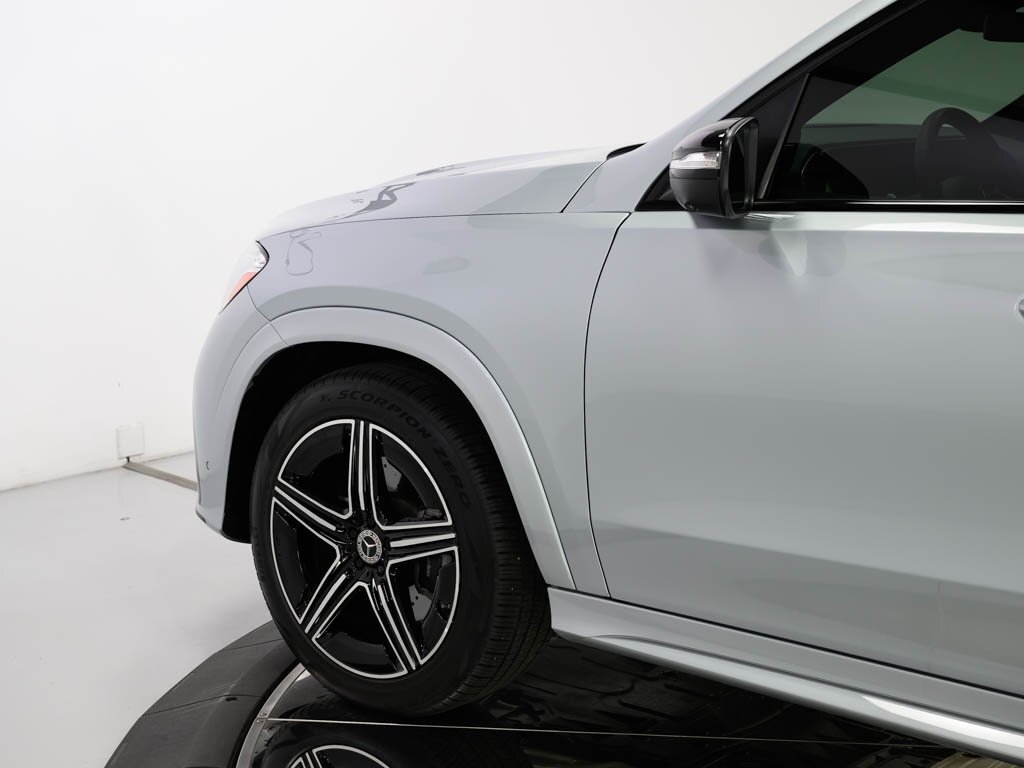 2025 Mercedes-Benz GLE 350 AMG Line Night Pkg Exclusive Trim   - Photo 18 - Sarasota, FL 34243