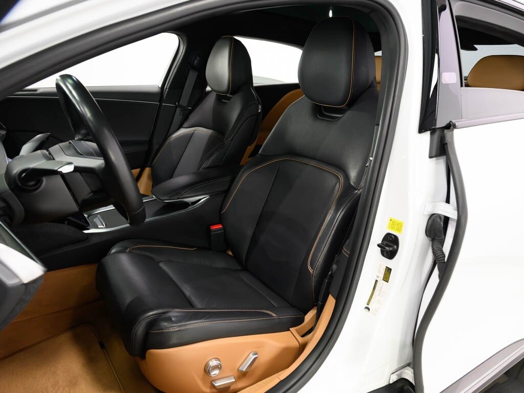 2023 Lucid Air Touring Comfort & Convenience Pkg Glass Canopy Top   - Photo 40 - Sarasota, FL 34243