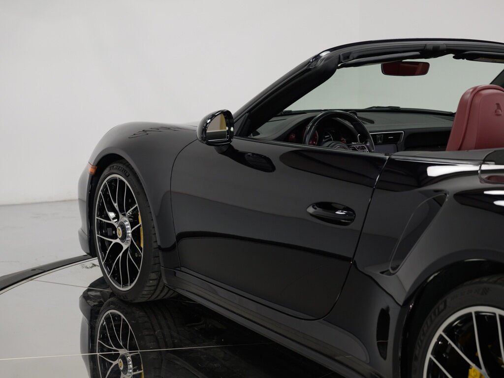 2019 Porsche 911 Turbo S Cabriolet $214K MSRP   - Photo 36 - Sarasota, FL 34243