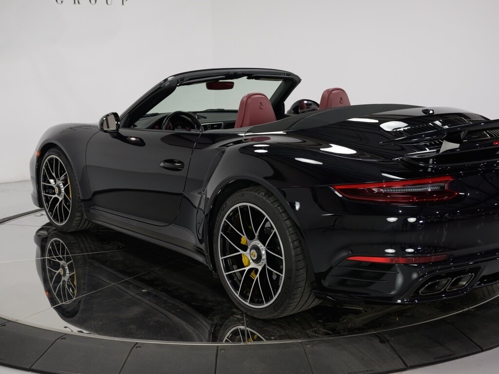 2019 Porsche 911 Turbo S Cabriolet $214K MSRP   - Photo 32 - Sarasota, FL 34243