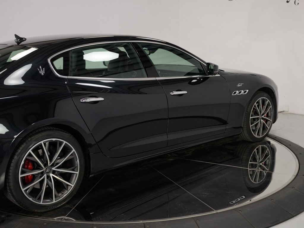 2022 Maserati Quattroporte GT $113k MSRP Full Natural Drilled Leather   - Photo 24 - Sarasota, FL 34243