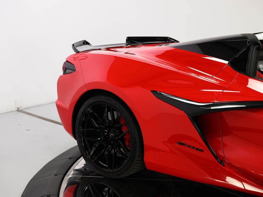 2023 Chevrolet Corvette Z06 Convertible 3LZ Black Spider Tech Wheels   - Photo 37 - Sarasota, FL 34243