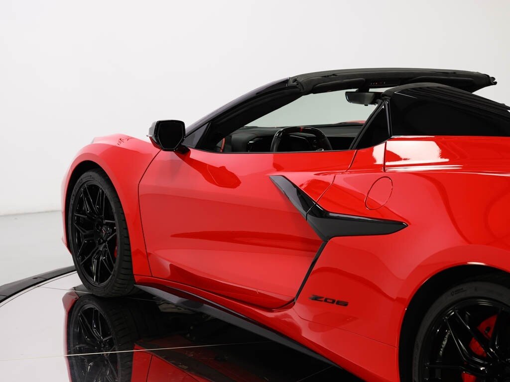 2023 Chevrolet Corvette Z06 Convertible 3LZ Black Spider Tech Wheels   - Photo 36 - Sarasota, FL 34243