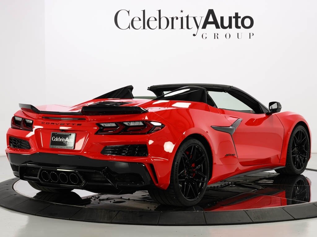 2023 Chevrolet Corvette Z06 Convertible 3LZ Black Spider Tech Wheels   - Photo 13 - Sarasota, FL 34243