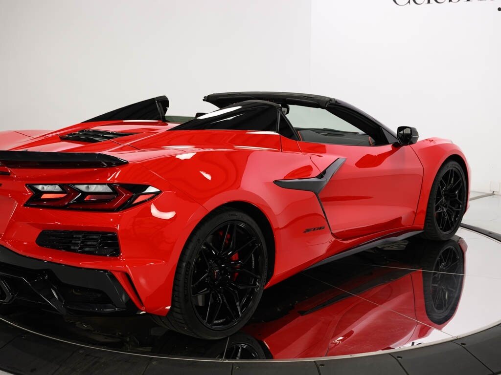 2023 Chevrolet Corvette Z06 Convertible 3LZ Black Spider Tech Wheels   - Photo 30 - Sarasota, FL 34243