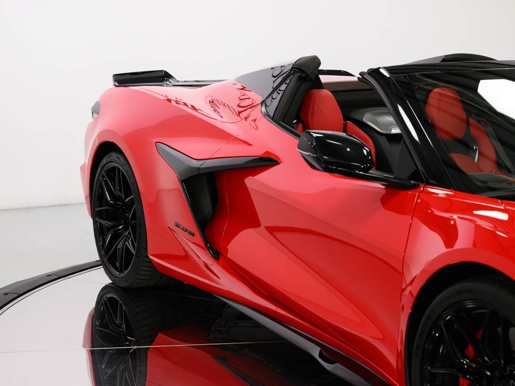 2023 Chevrolet Corvette Z06 Convertible 3LZ Black Spider Tech Wheels   - Photo 24 - Sarasota, FL 34243