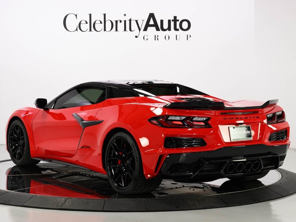 2023 Chevrolet Corvette Z06 Convertible 3LZ Black Spider Tech Wheels   - Photo 10 - Sarasota, FL 34243