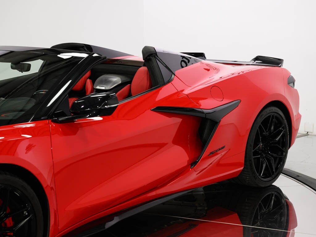 2023 Chevrolet Corvette Z06 Convertible 3LZ Black Spider Tech Wheels   - Photo 25 - Sarasota, FL 34243
