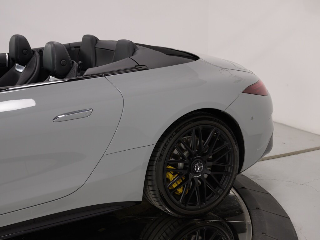 2022 Mercedes-Benz AMG SL63 $196K MSRP Performance Line   - Photo 38 - Sarasota, FL 34243