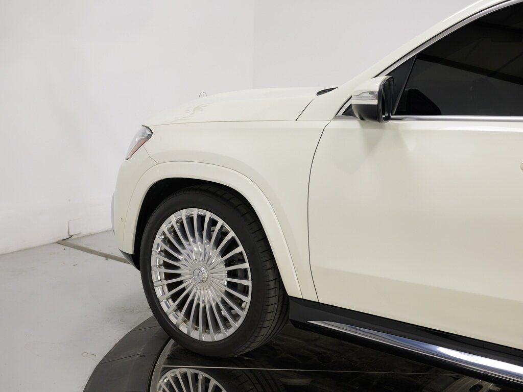 2022 Mercedes-Benz Maybach GLS600 4MATIC $191K MSRP Champagne Fridge   - Photo 18 - Sarasota, FL 34243