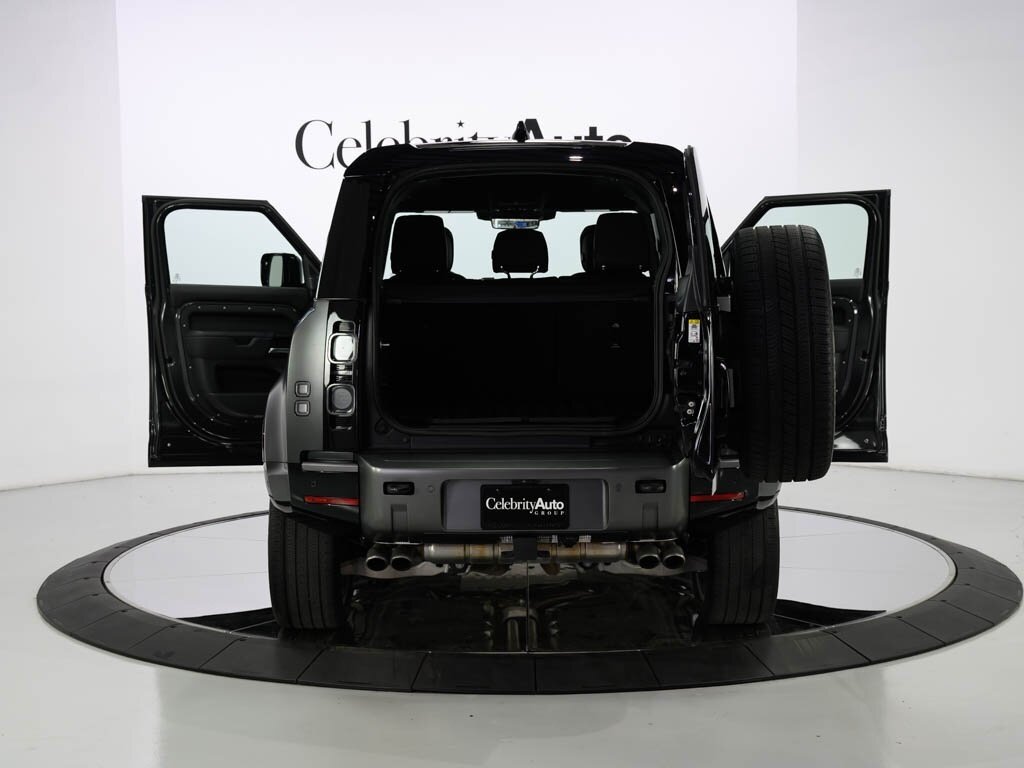 2023 Land Rover Defender 110 V8 P525 Carpathian Edition $123K MSRP - Photo 63 - Sarasota, FL 34243