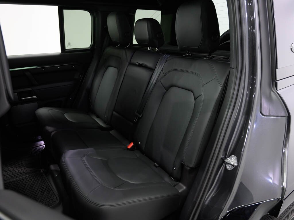 2023 Land Rover Defender 110 V8 P525 Carpathian Edition $123K MSRP - Photo 46 - Sarasota, FL 34243
