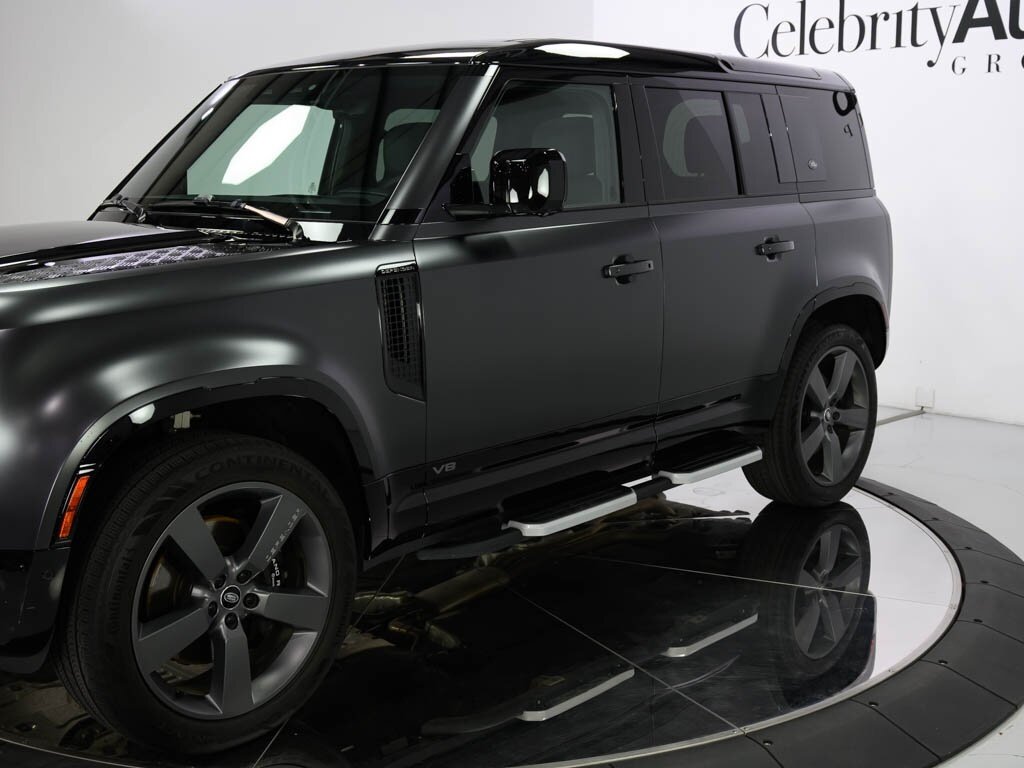 2023 Land Rover Defender 110 V8 P525 Carpathian Edition $123K MSRP - Photo 14 - Sarasota, FL 34243