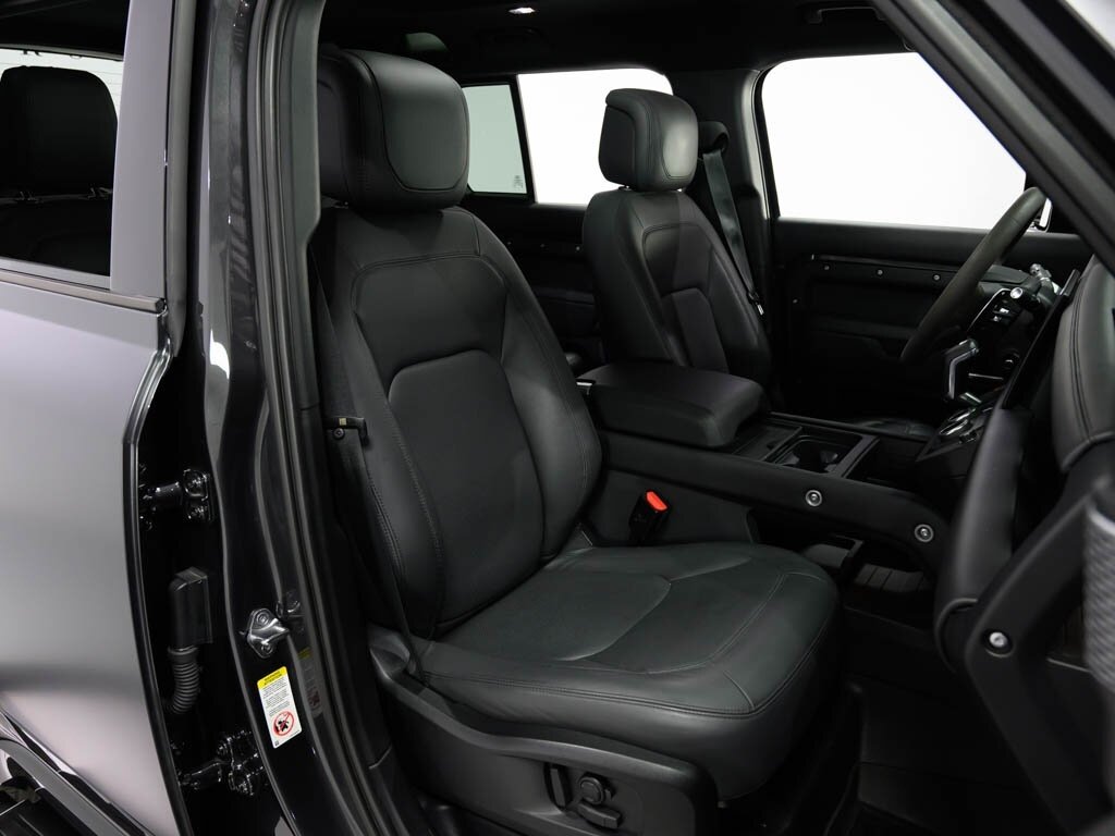 2023 Land Rover Defender 110 V8 P525 Carpathian Edition $123K MSRP - Photo 43 - Sarasota, FL 34243