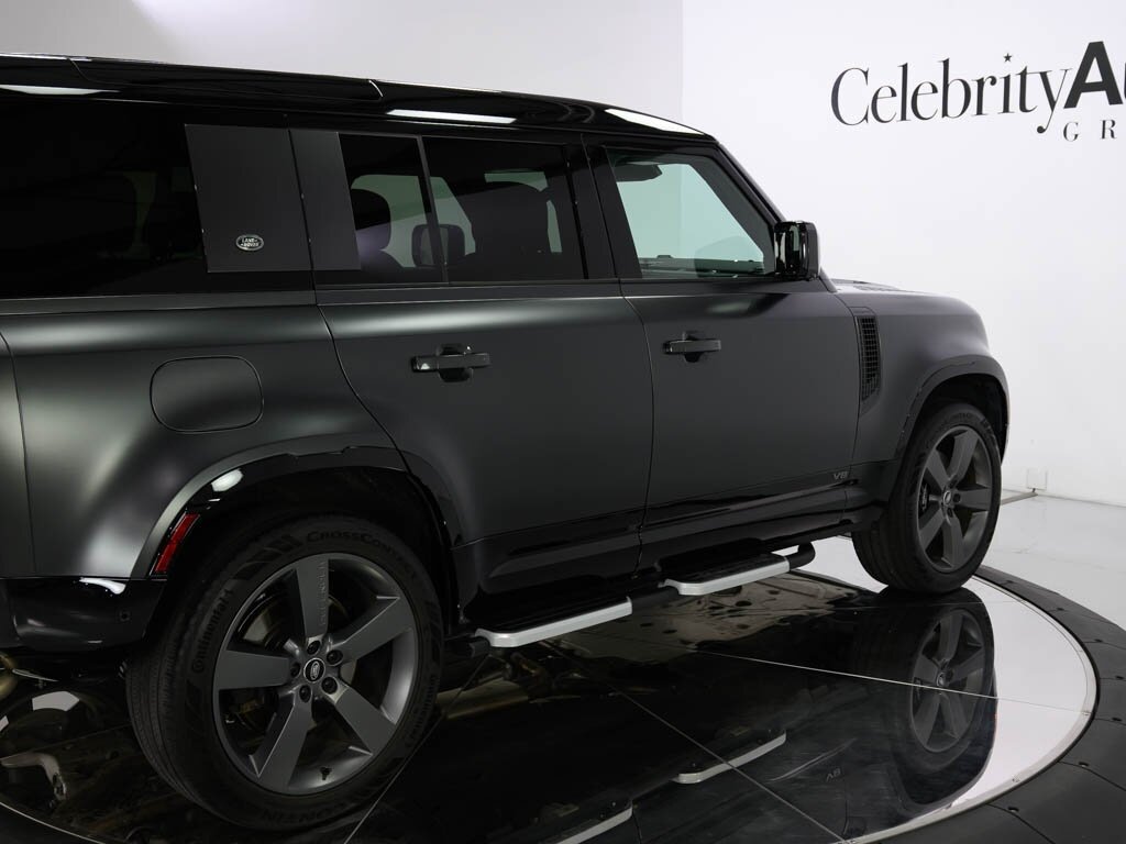 2023 Land Rover Defender 110 V8 P525 Carpathian Edition $123K MSRP - Photo 24 - Sarasota, FL 34243