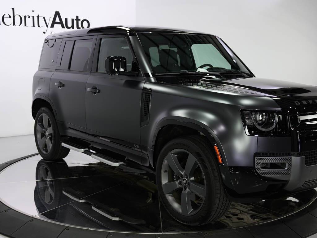 2023 Land Rover Defender 110 V8 P525 Carpathian Edition $123K MSRP - Photo 10 - Sarasota, FL 34243
