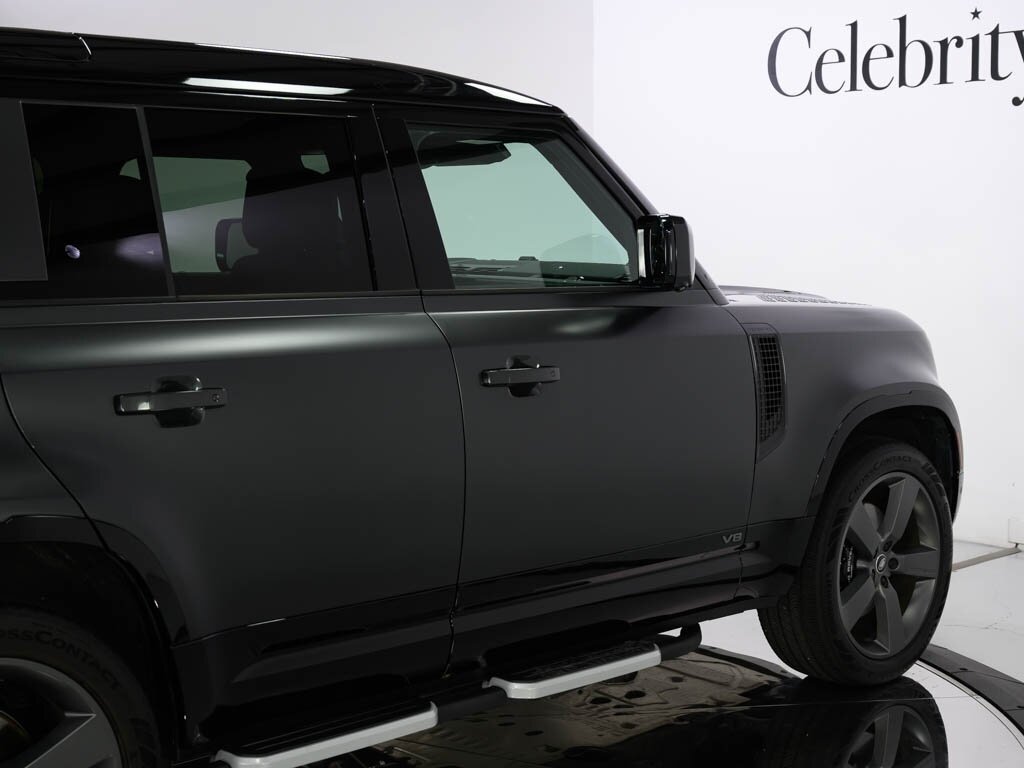 2023 Land Rover Defender 110 V8 P525 Carpathian Edition $123K MSRP - Photo 26 - Sarasota, FL 34243