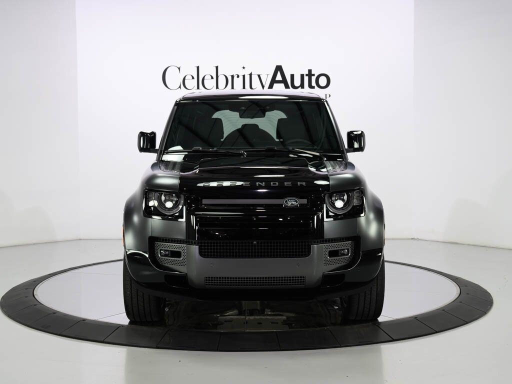 2023 Land Rover Defender 110 V8 P525 Carpathian Edition $123K MSRP - Photo 11 - Sarasota, FL 34243