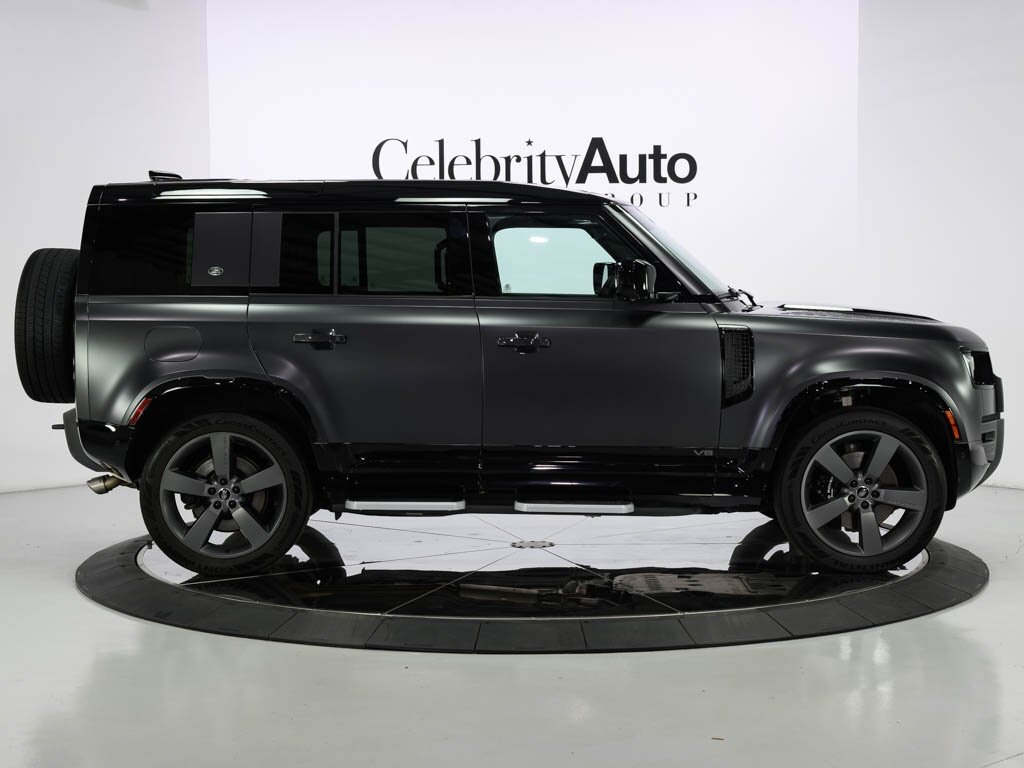 2023 Land Rover Defender 110 V8 P525 Carpathian Edition $123K MSRP - Photo 8 - Sarasota, FL 34243