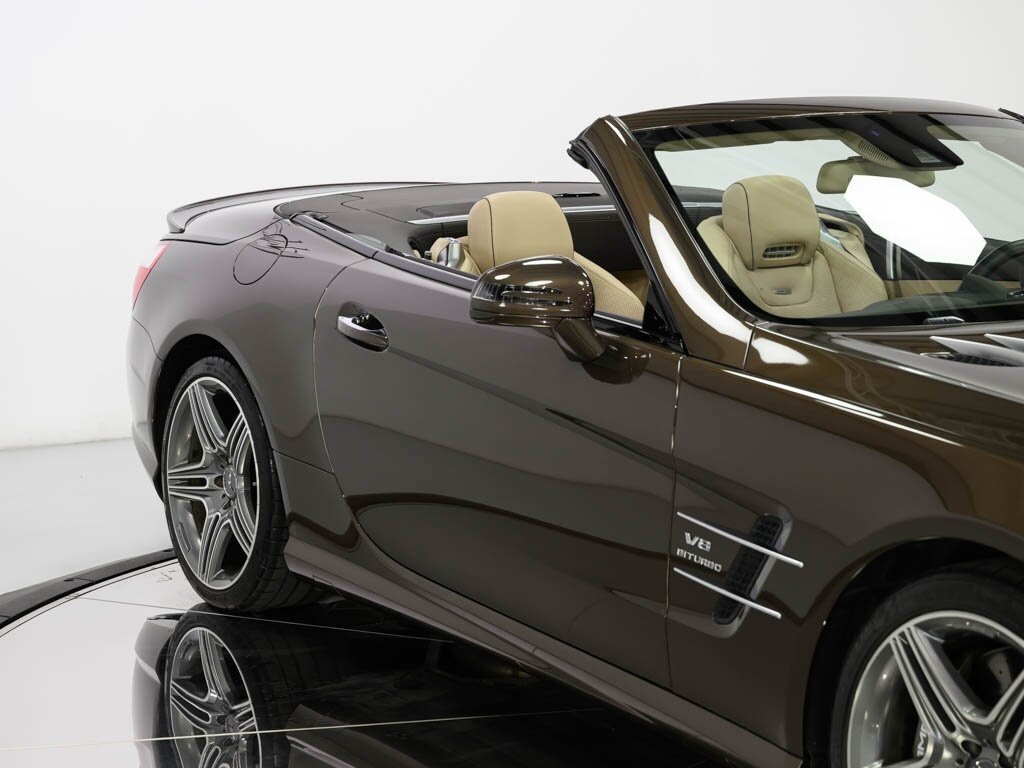 2015 Mercedes-Benz SL63 AMG Driver Assist Pkg 21 " AMG Wheels   - Photo 24 - Sarasota, FL 34243