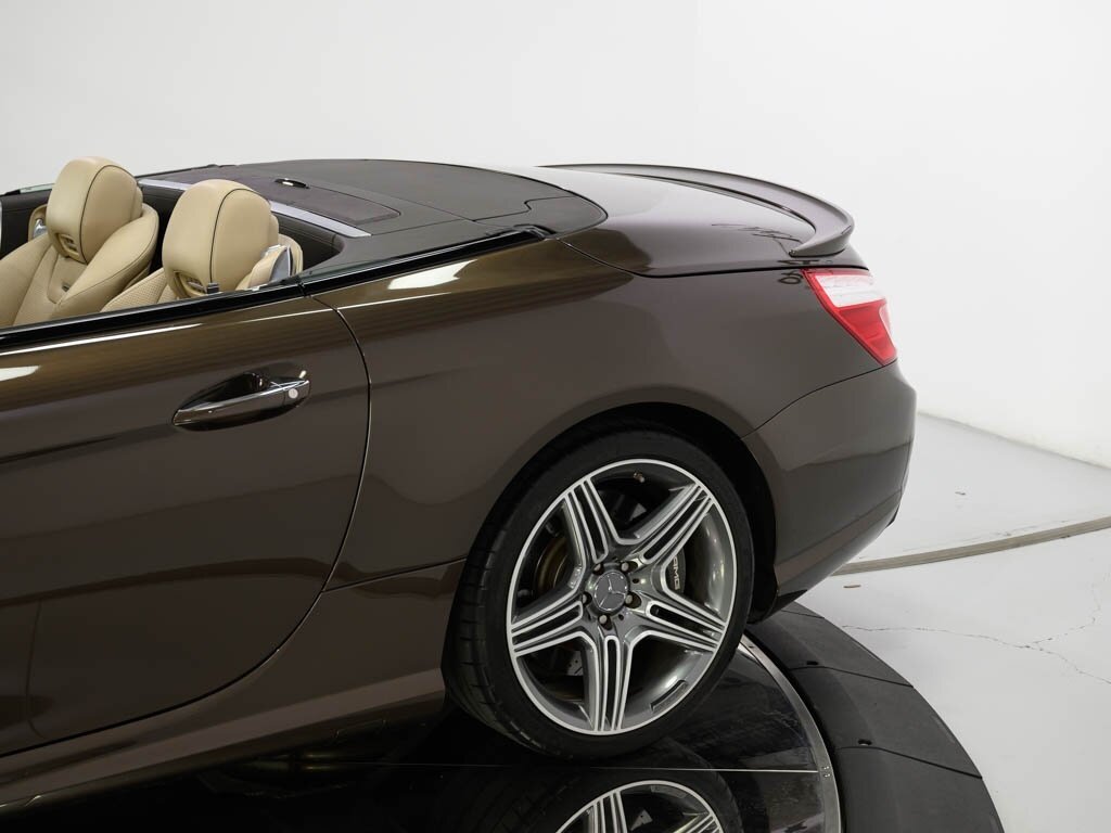 2015 Mercedes-Benz SL63 AMG Driver Assist Pkg 21 " AMG Wheels   - Photo 38 - Sarasota, FL 34243