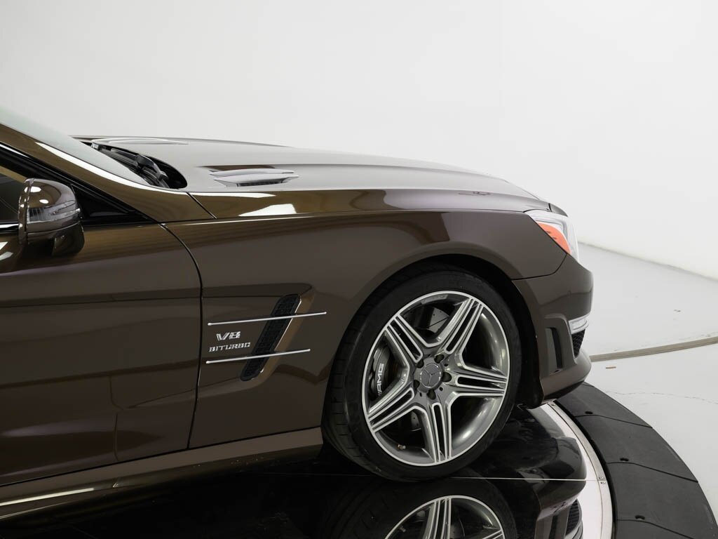 2015 Mercedes-Benz SL63 AMG Driver Assist Pkg 21 " AMG Wheels   - Photo 26 - Sarasota, FL 34243
