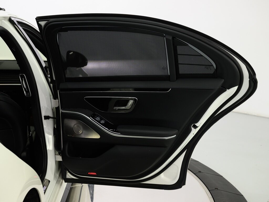 2022 Mercedes-Benz S 500 4MATIC $127K MSRP 3D Technology Pkg AMG LIne - Photo 41 - Sarasota, FL 34243