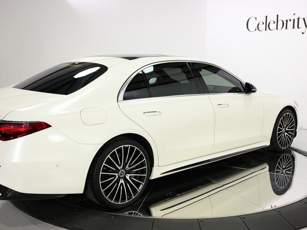 2022 Mercedes-Benz S 500 4MATIC $127K MSRP 3D Technology Pkg AMG LIne - Photo 21 - Sarasota, FL 34243