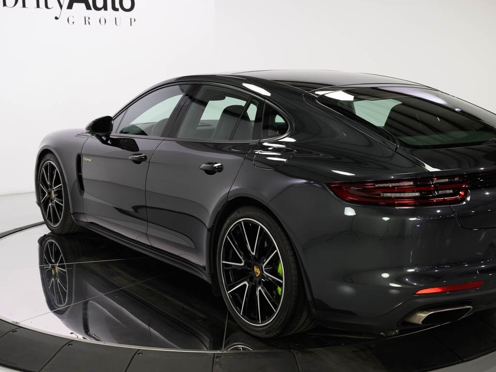 2018 Porsche Panamera 4 E-Hybrid   - Photo 23 - Sarasota, FL 34243