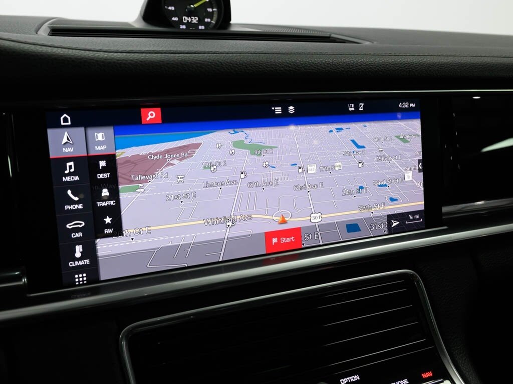 2018 Porsche Panamera 4 E-Hybrid   - Photo 53 - Sarasota, FL 34243