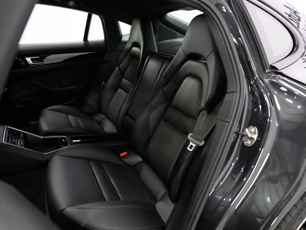 2018 Porsche Panamera 4 E-Hybrid   - Photo 46 - Sarasota, FL 34243
