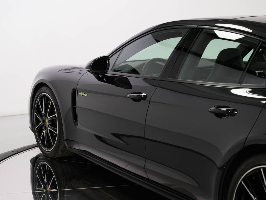 2018 Porsche Panamera 4 E-Hybrid   - Photo 27 - Sarasota, FL 34243
