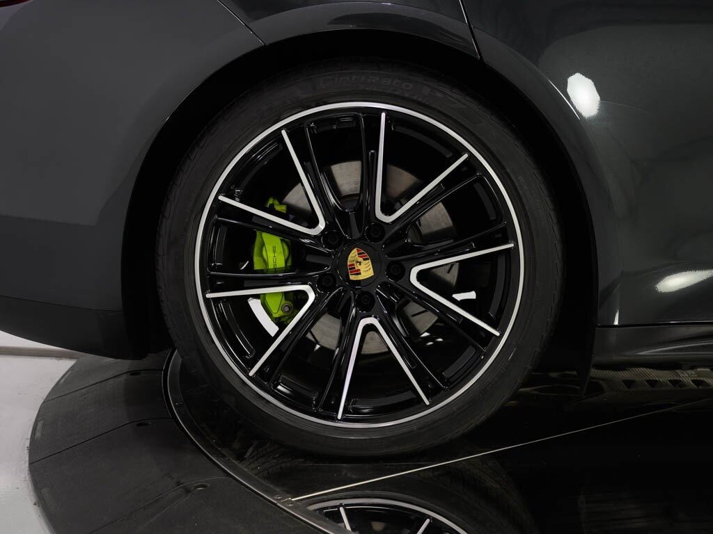 2018 Porsche Panamera 4 E-Hybrid   - Photo 35 - Sarasota, FL 34243