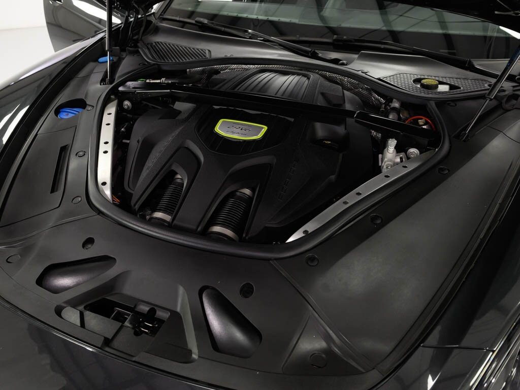 2018 Porsche Panamera 4 E-Hybrid   - Photo 65 - Sarasota, FL 34243