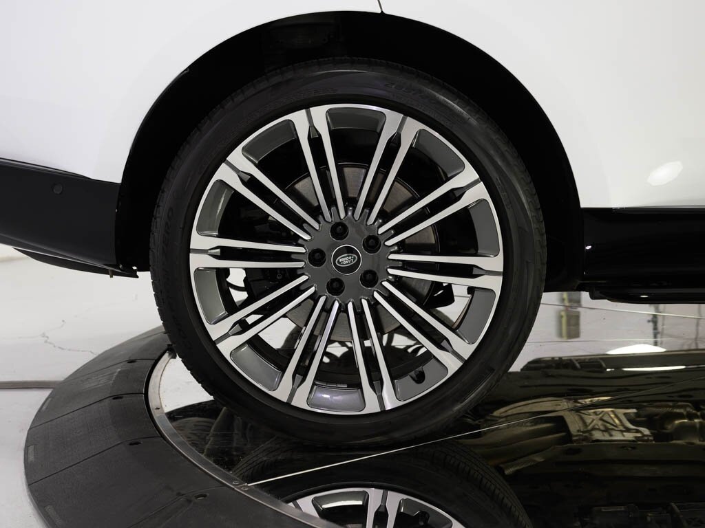 2023 Land Rover Range Rover SE photo 33